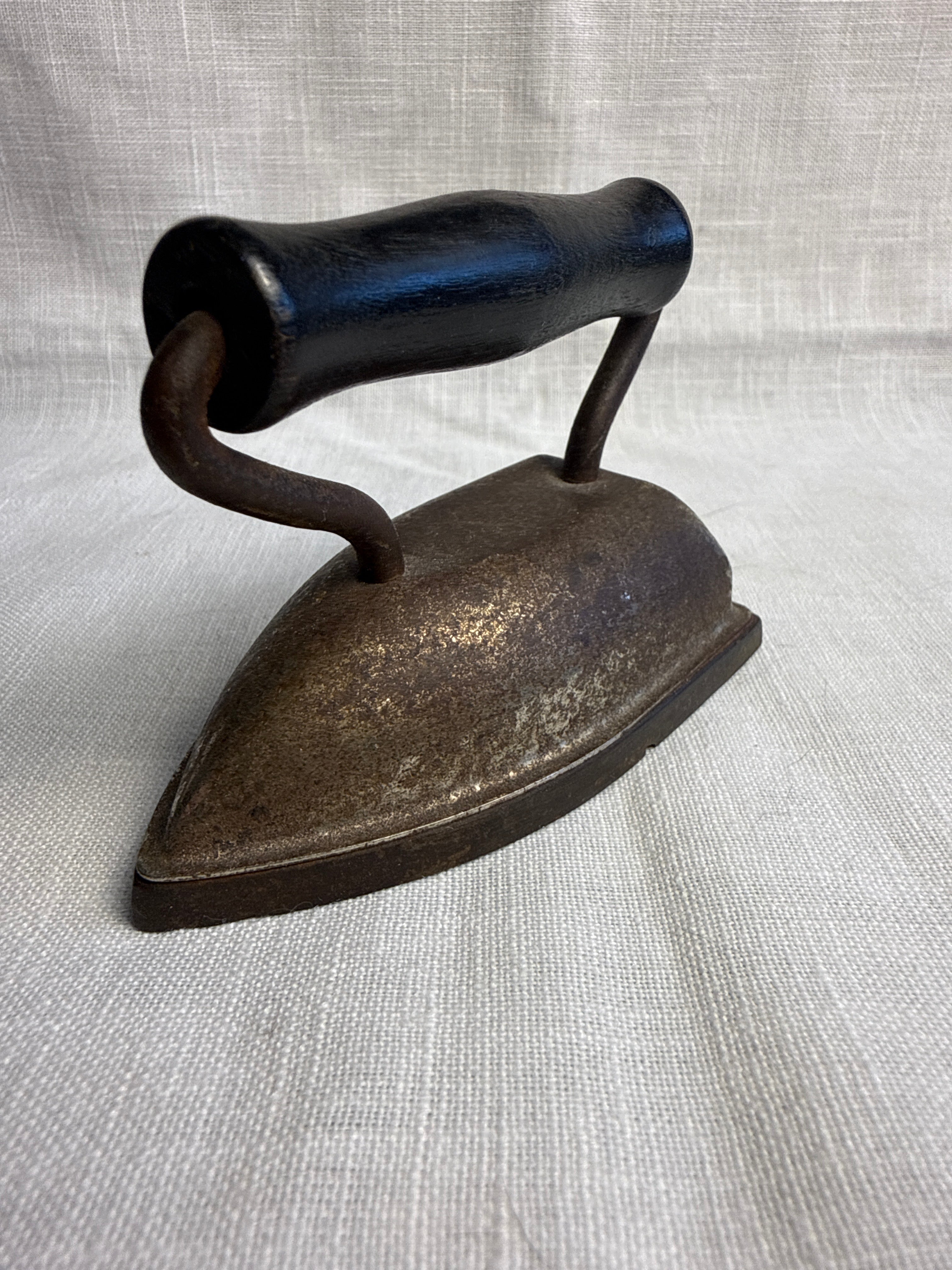 Small Decorative Child’s Sad Iron 13