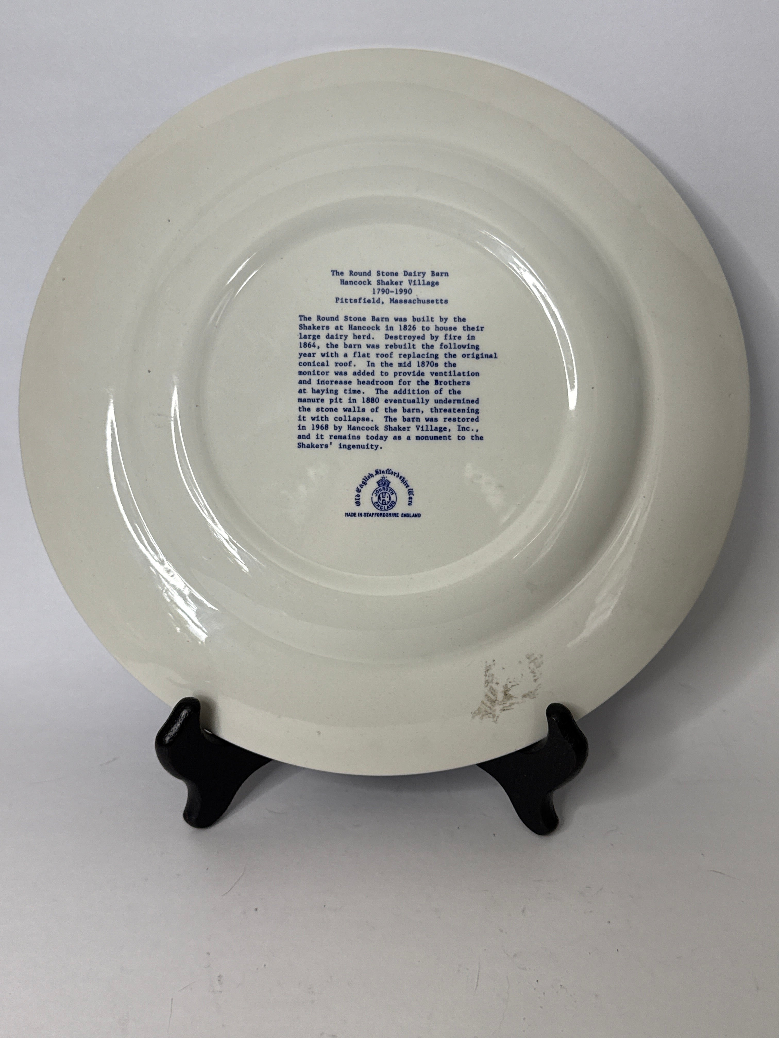 10” Round Stone Dairy Barn Flow Blue Plate