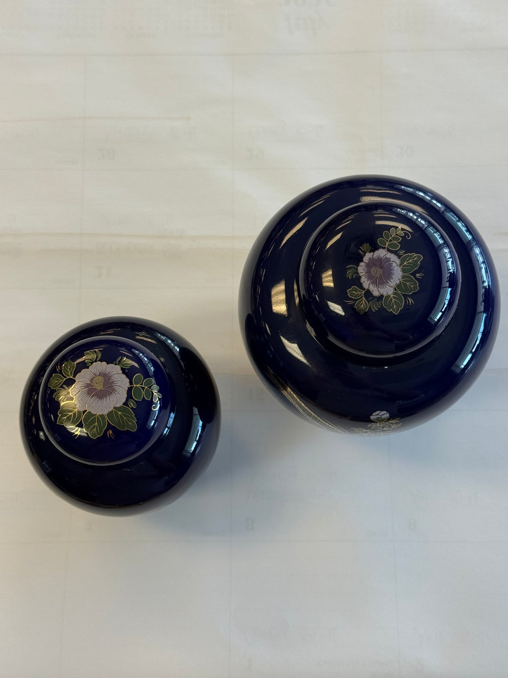 Japanese Cobalt Blue Lidded Ginger Jar Set