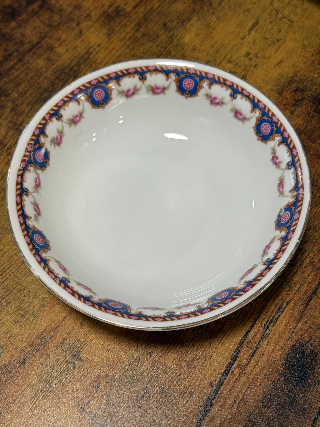 Czech White Block JLB 5.5” Bowl