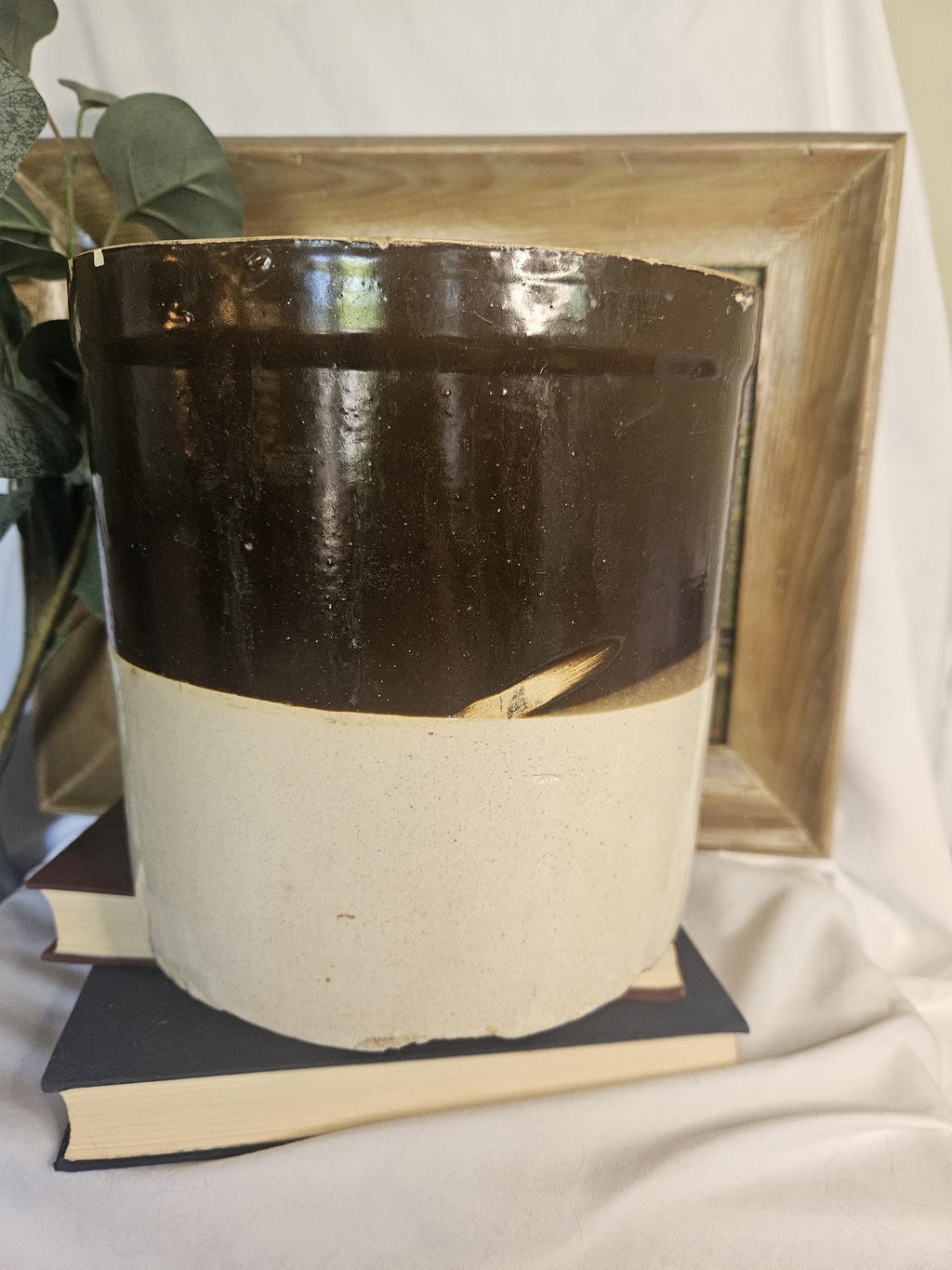 Antique 1 Gallon Stoneware Crock - Farmhouse decor - Food Safe