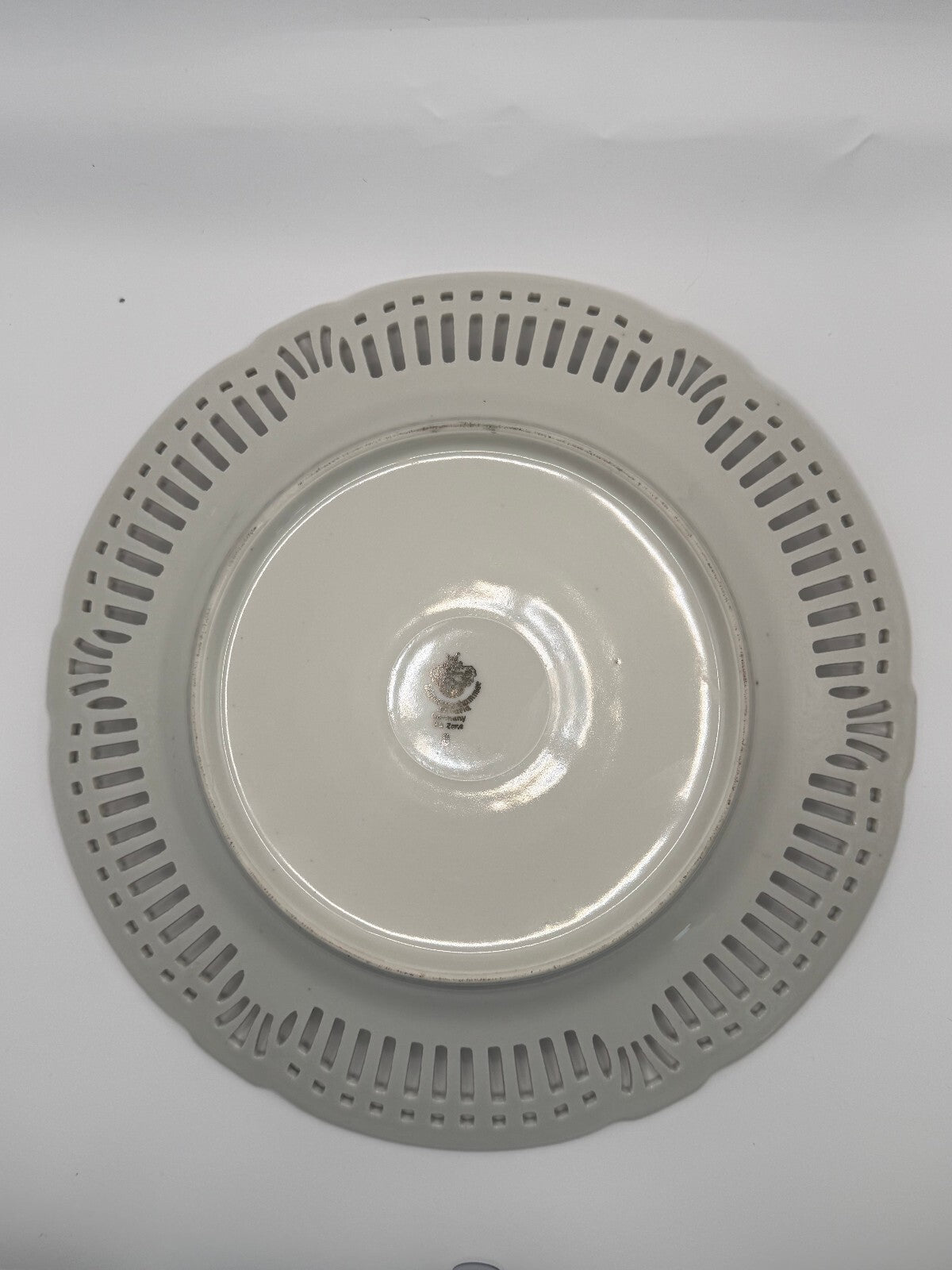 Vintage WWII US Zone 8 Schwarzenhammer Bavaria Pierced Floral 10.5" Plate