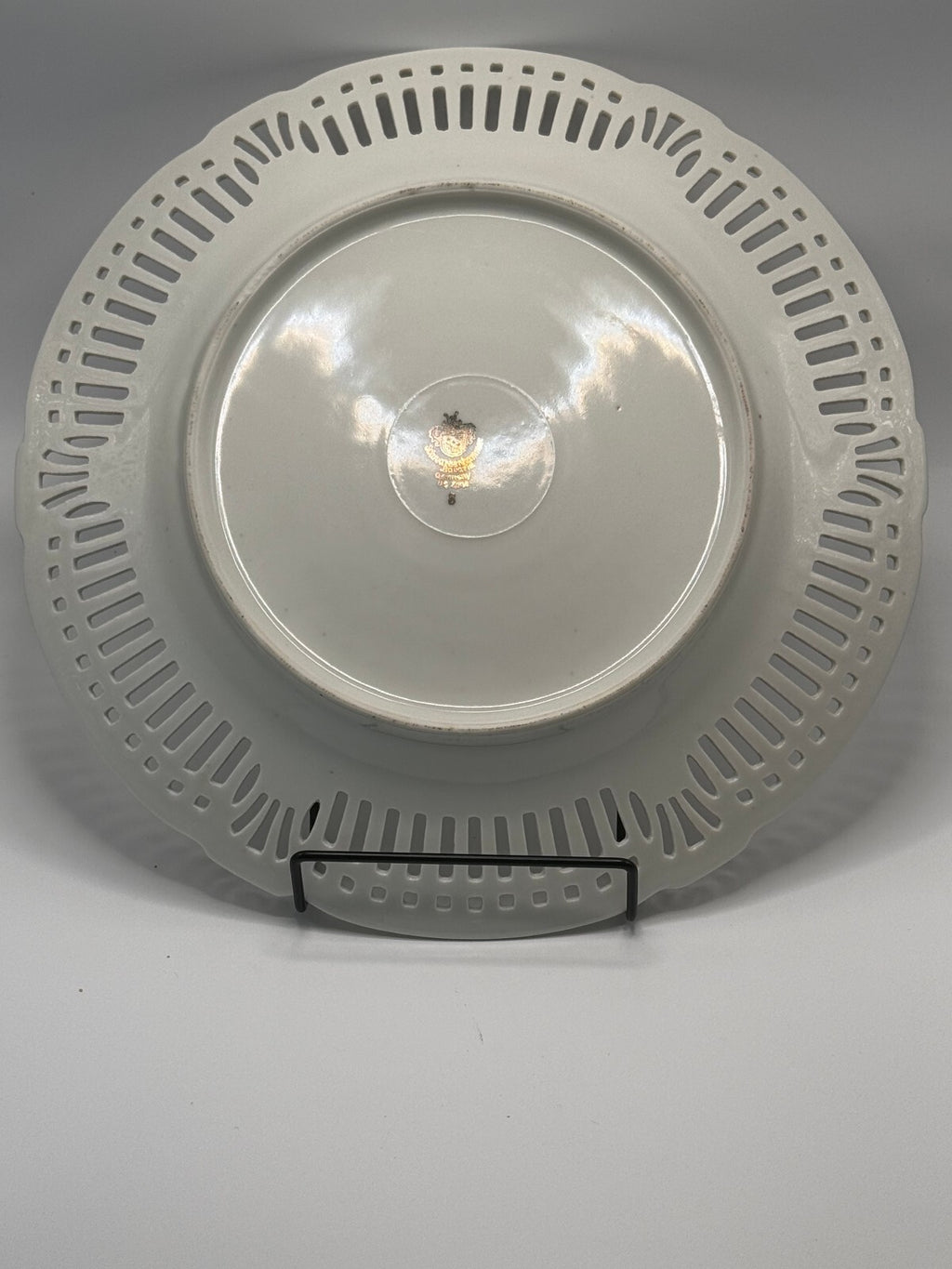 Vintage WWII US Zone 8 Schwarzenhammer Bavaria Pierced Floral 10.5" Plate