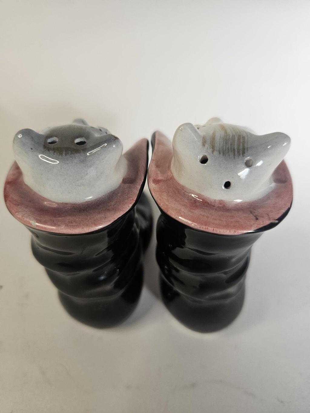 Puss N Boots - Cat Shakers - 1950s Japan - Original stickers & stoppers - Hand-painted