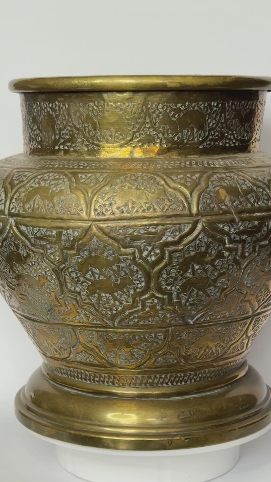 “Ghalam-Zani” Brass Riser ￼